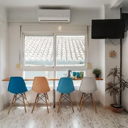 Apartment C34 - One Bedroom Next To Alcazaba *